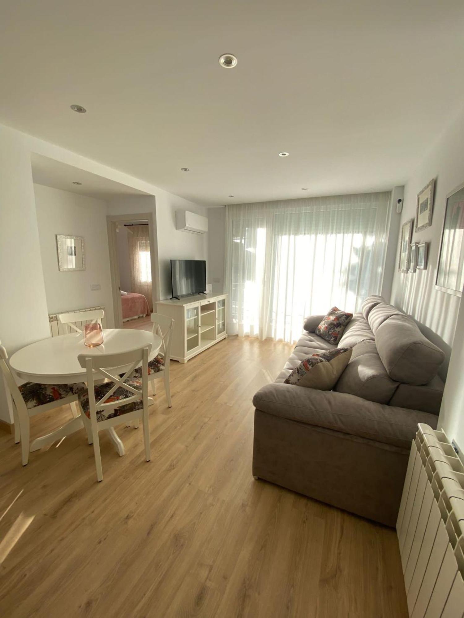דירות אלקאלה דה הנארס Alcala Luxury Piso Completo De 80M מראה חיצוני תמונה