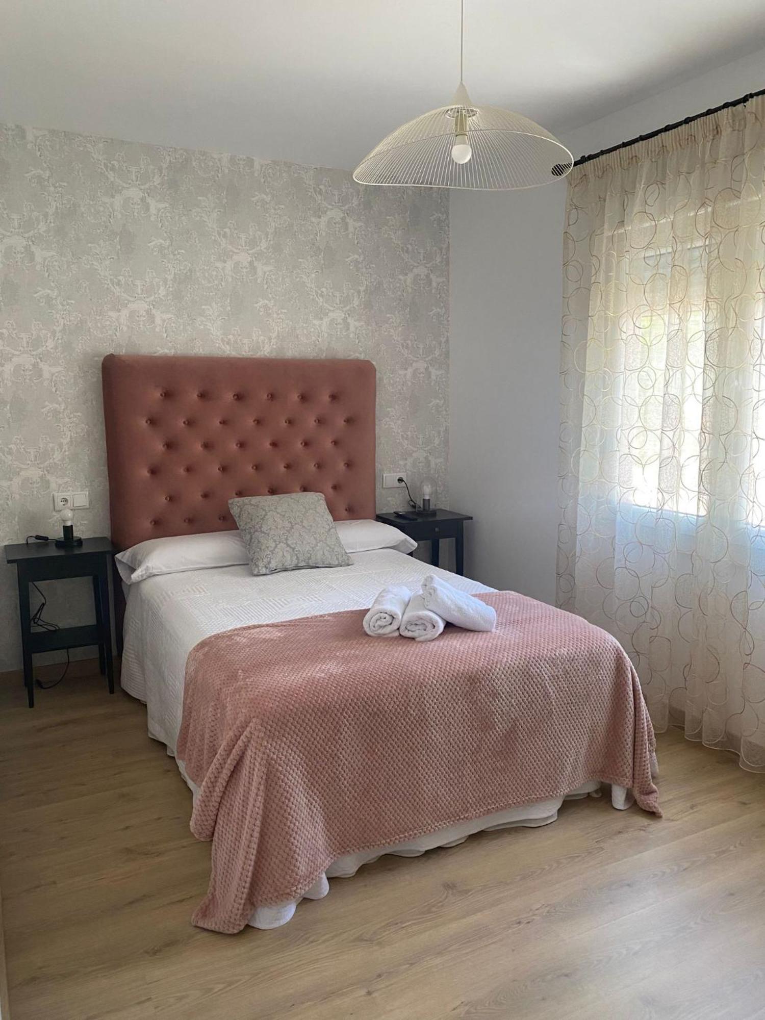 דירות אלקאלה דה הנארס Alcala Luxury Piso Completo De 80M מראה חיצוני תמונה