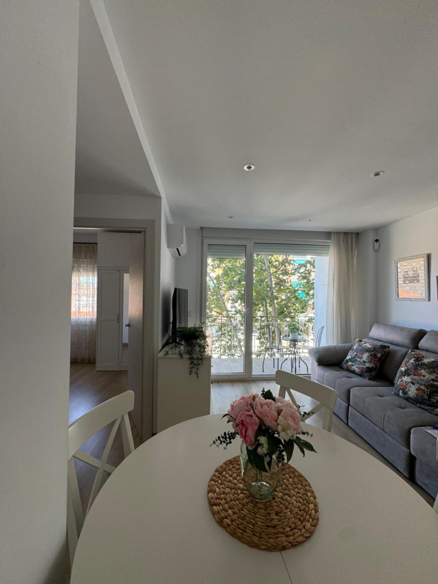 דירות אלקאלה דה הנארס Alcala Luxury Piso Completo De 80M מראה חיצוני תמונה