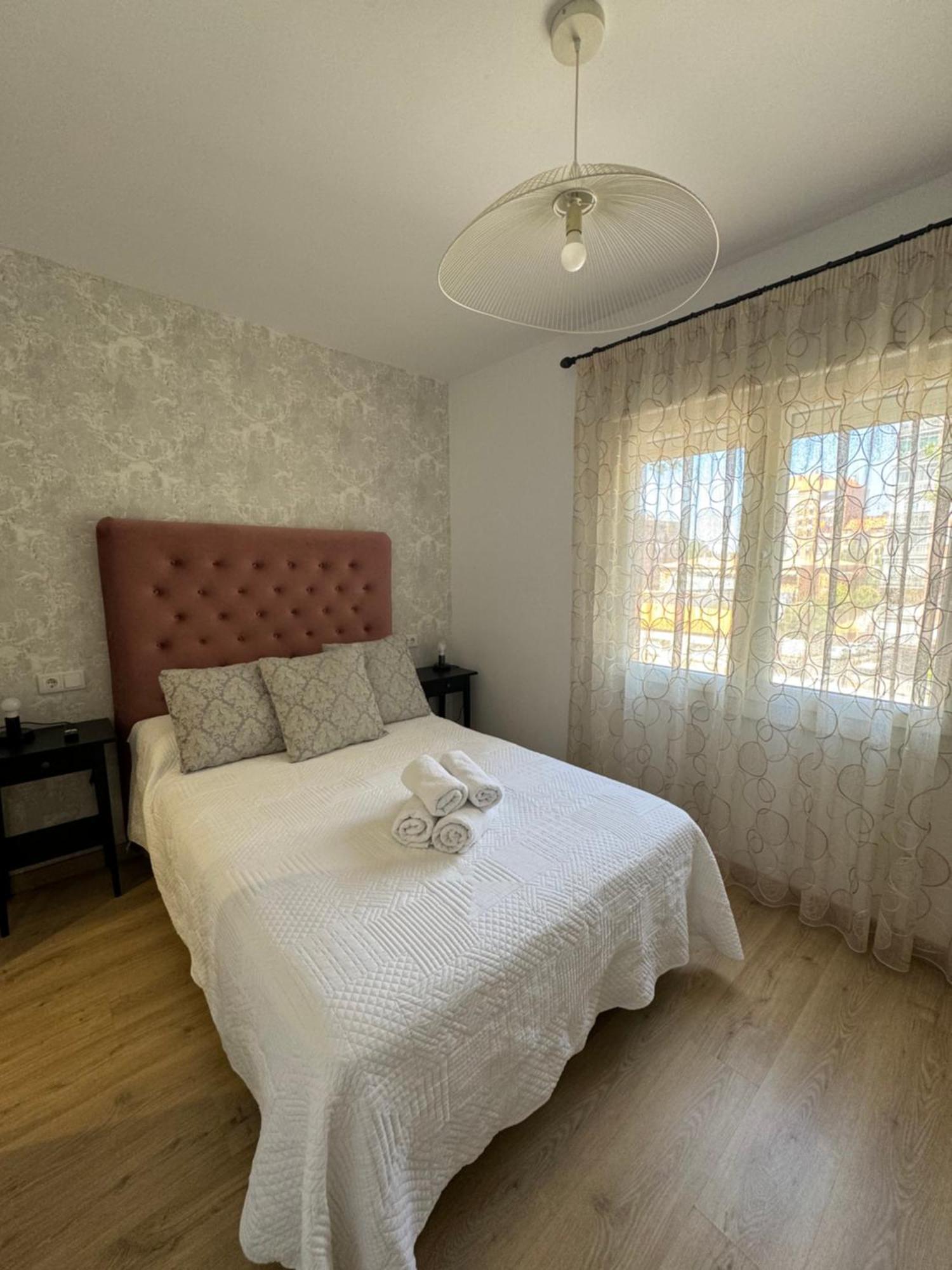 דירות אלקאלה דה הנארס Alcala Luxury Piso Completo De 80M מראה חיצוני תמונה